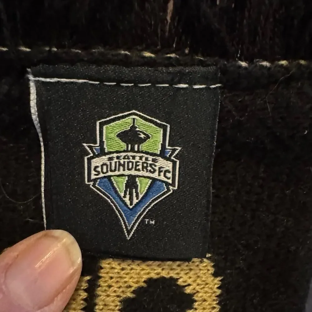 Seattle Sounders FC 2016 MLS Cup Champions Scarf Black Green Soccer MLS Official